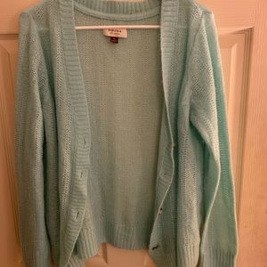 ADORABLE knitted cardigan with buttons